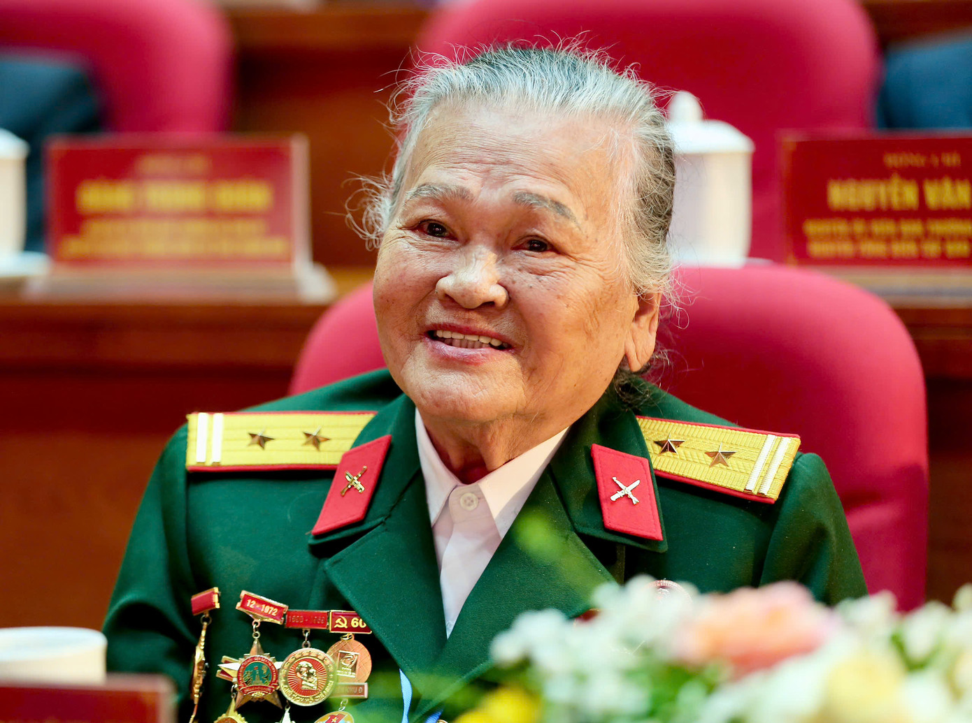 Anh hùng Lực lượng vũ trang nhân dân Ngô Thị Tuyển tham dự sự kiện