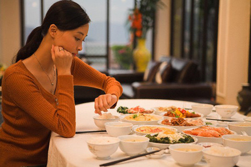 Ngày Tết, đừng để những cuộc nhậu làm bạn quên mất bữa ăn gia đình ảnh 2