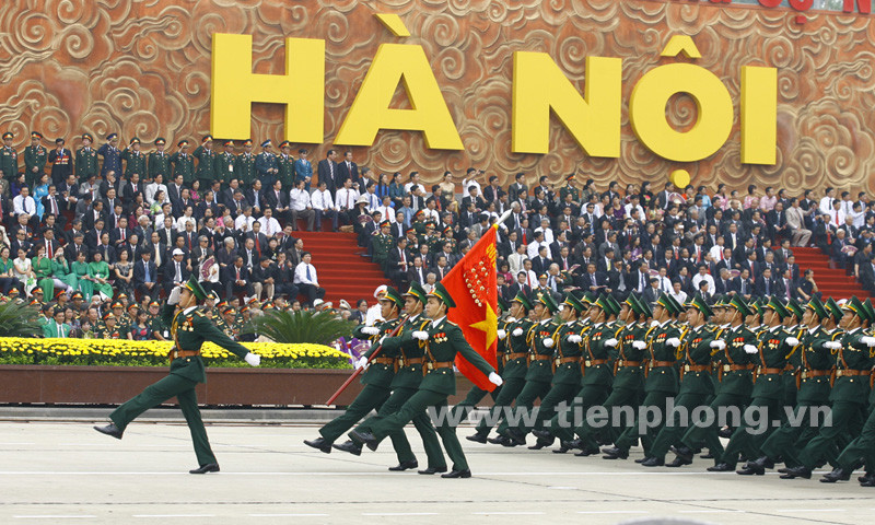 Toàn cảnh lễ diễu binh, diễu hành mừng Đại lễ ảnh 9