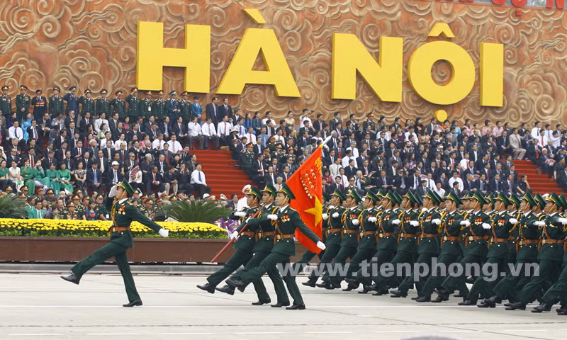 Toàn cảnh lễ diễu binh, diễu hành mừng Đại lễ ảnh 9