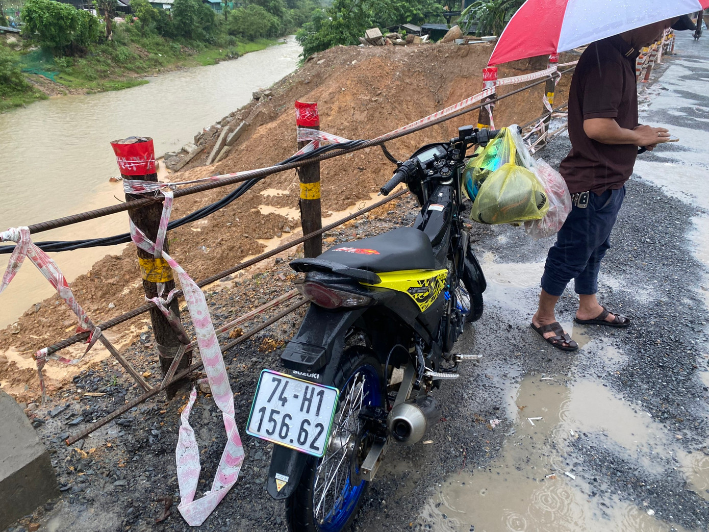 Xe máy Hồ A Kinh dùng vận chuyển ma túy. Ảnh: BP Xe máy Hồ A Kinh dùng vận chuyển ma túy. Ảnh: BP