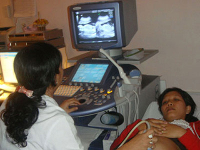 Nhiều bệnh có triệu chứng giống nhau nên trong chẩn đoán bác sĩ dễ nhầm lẫn, vì vậy chẩn đoán hình ảnh có thể giúp bác sĩ tự tin hơn Ảnh: L.N