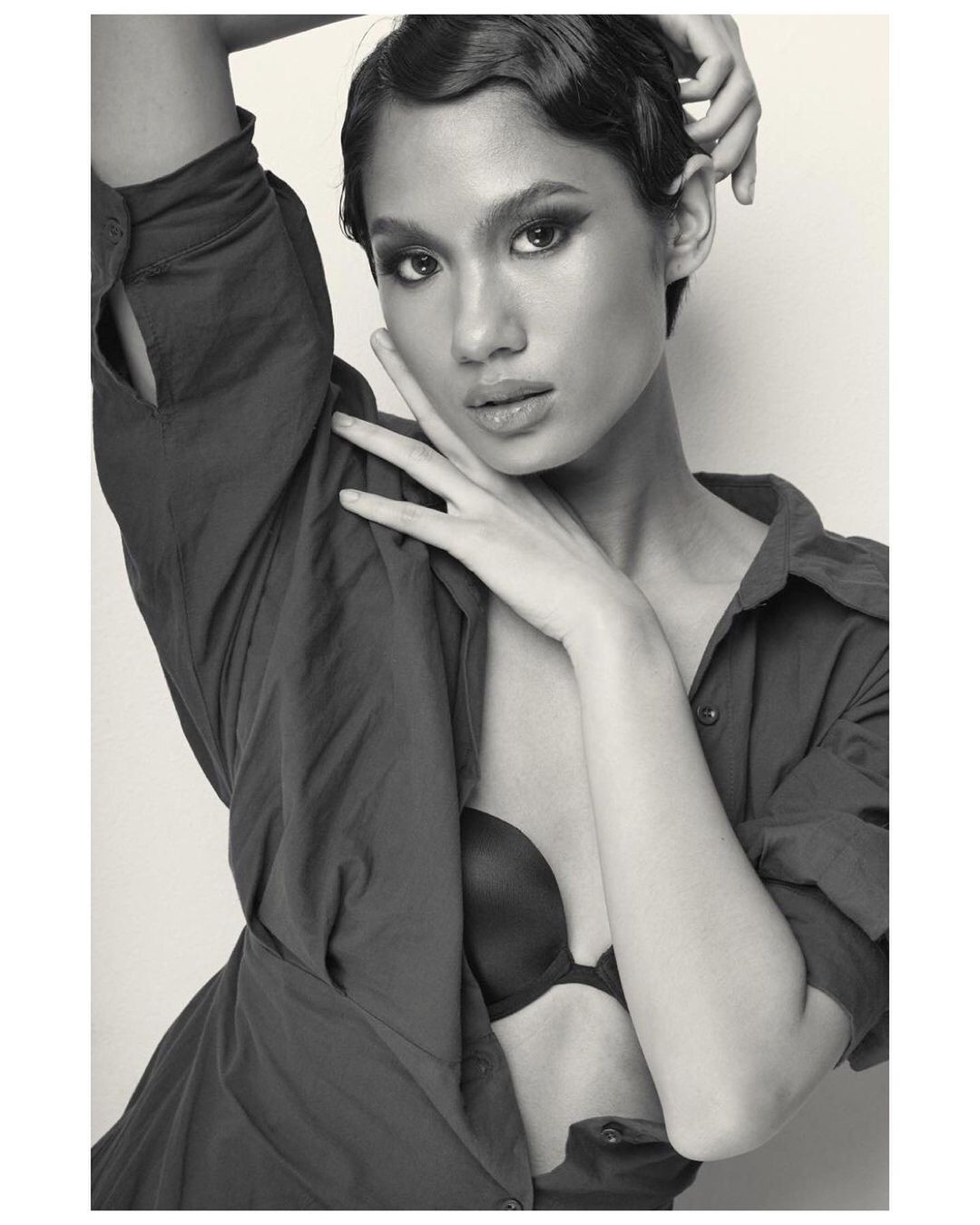 Clare chia sẻ mục đích khi tham dự cuộc thi Miss Universe Philippines đó là dạy cho con gái mình bài học rằng cô sẽ không ngừng theo đuổi ước mơ cho dù đã có con. "Tôi muốn dạy cho con gái mình hiểu rằng bạn đạt được tất cả điều mình muốn nếu bạn bỏ tâm huyết và theo đuổi nó đến cùng", người đẹp chia sẻ.