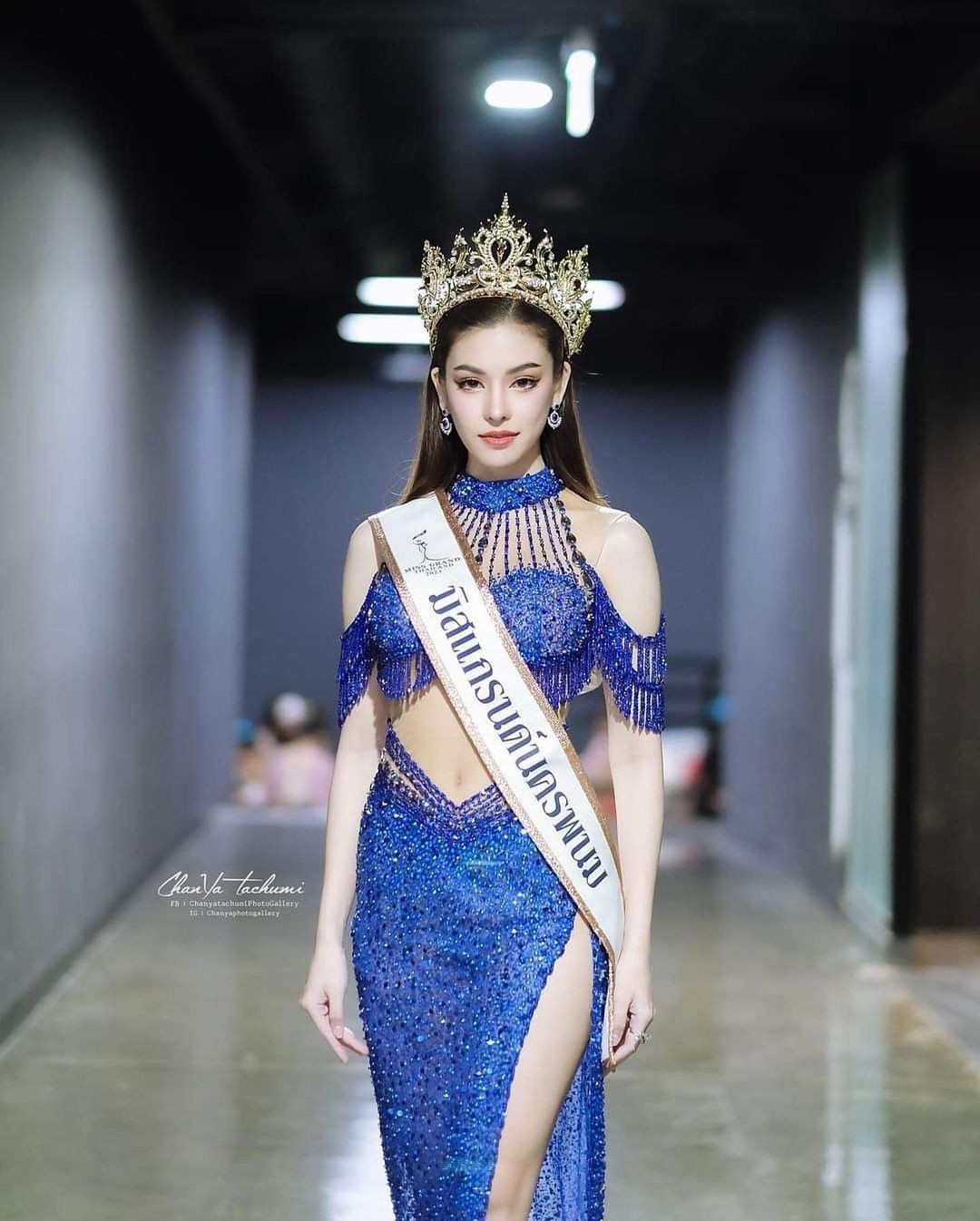 Đăng quang Miss Grand Nakhon Phanom 2023, người đẹp Paulius Prajakrattanakul chuẩn bị tham dự cuộc thi Miss Grand Thailand 2023 để tìm kiếm tấm vé sang Việt Nam tham dự cuộc thi Hoa hậu Hòa bình Quốc tế 2023. Paulius được khán giả Việt yêu mến vì cô là con lai với 3 dòng máu Thái - Việt - Trung.