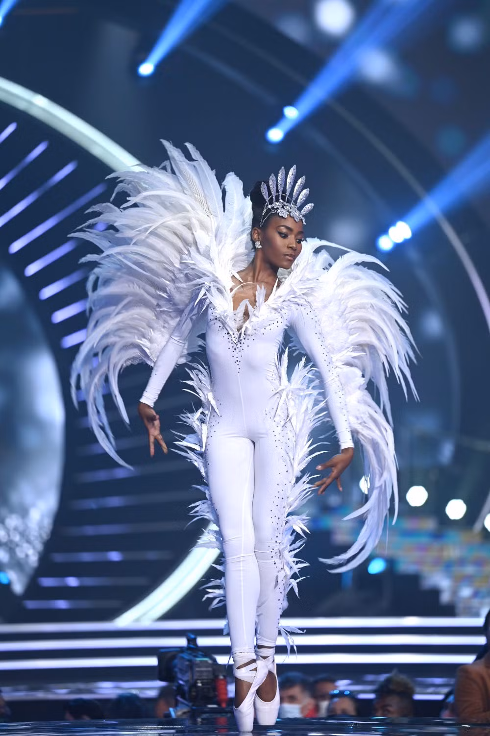 Tại cuộc bình chọn Miss Grand Slam 2021, Lalela Mswane dừng chân ở top 20. Năm đó, người giành chiến thắng là Hoa hậu thế giới 2021 - Karolina Bielawska.