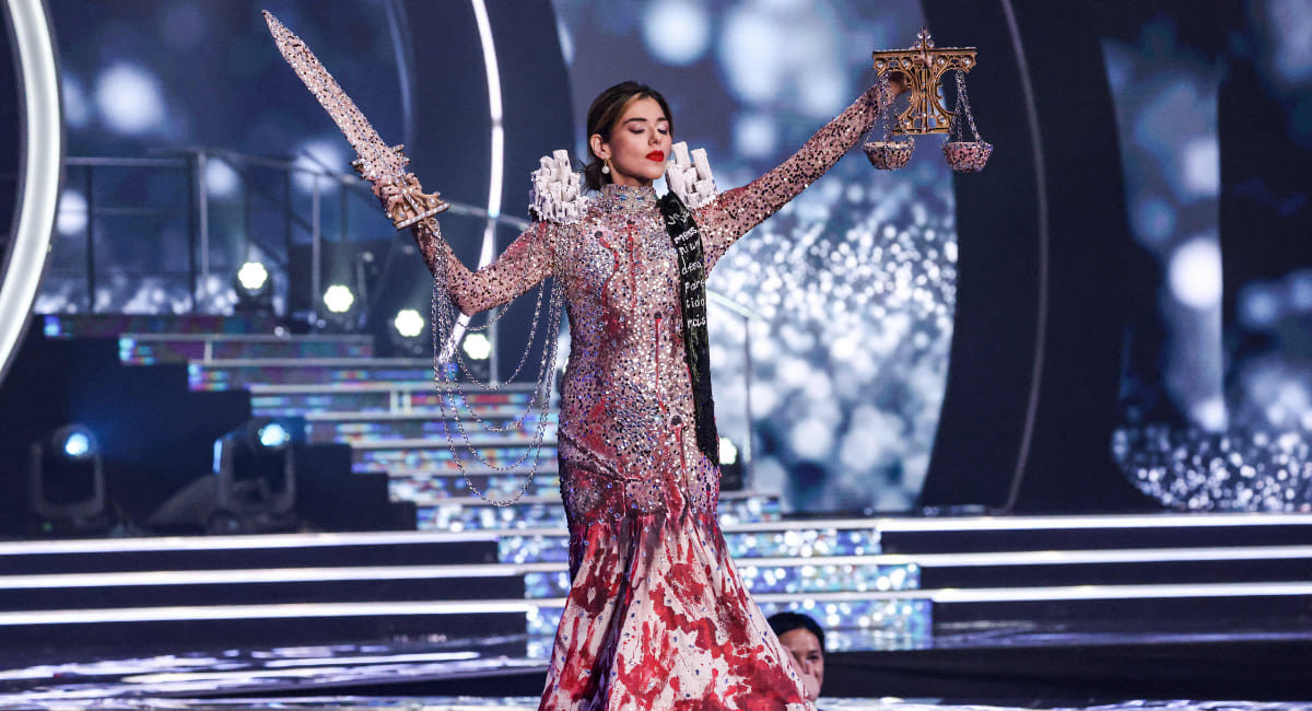 Bộ trang phục dân tộc của Hoa hậu Alejandra Gavidia đến từ El Salvador tại Miss Universe 2021.