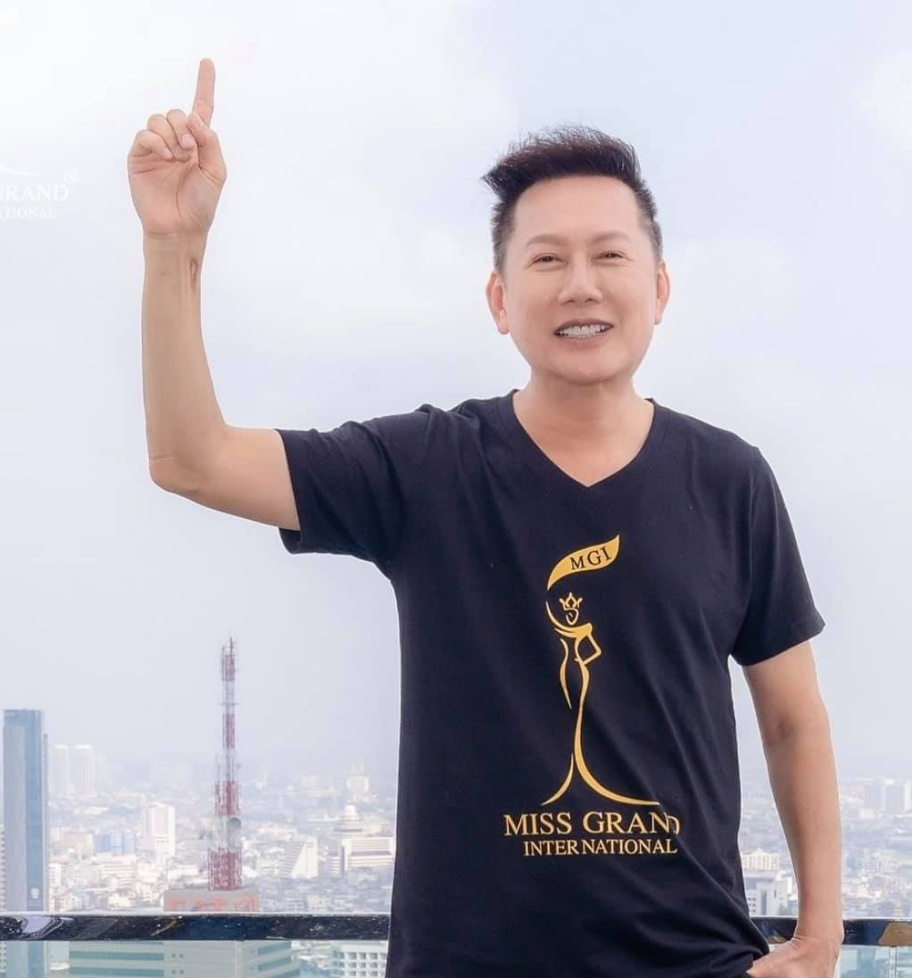 Cuộc thi của ông Nawat gắn liền với khẩu hiệu "We are Grand - The One and Only".