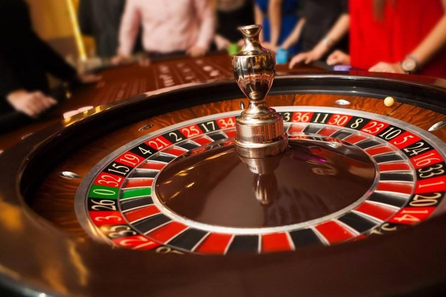 Bộ Tài chính đề xuất thí điểm cho người Việt chơi casino đến 2024 (ảnh minh hoạ)