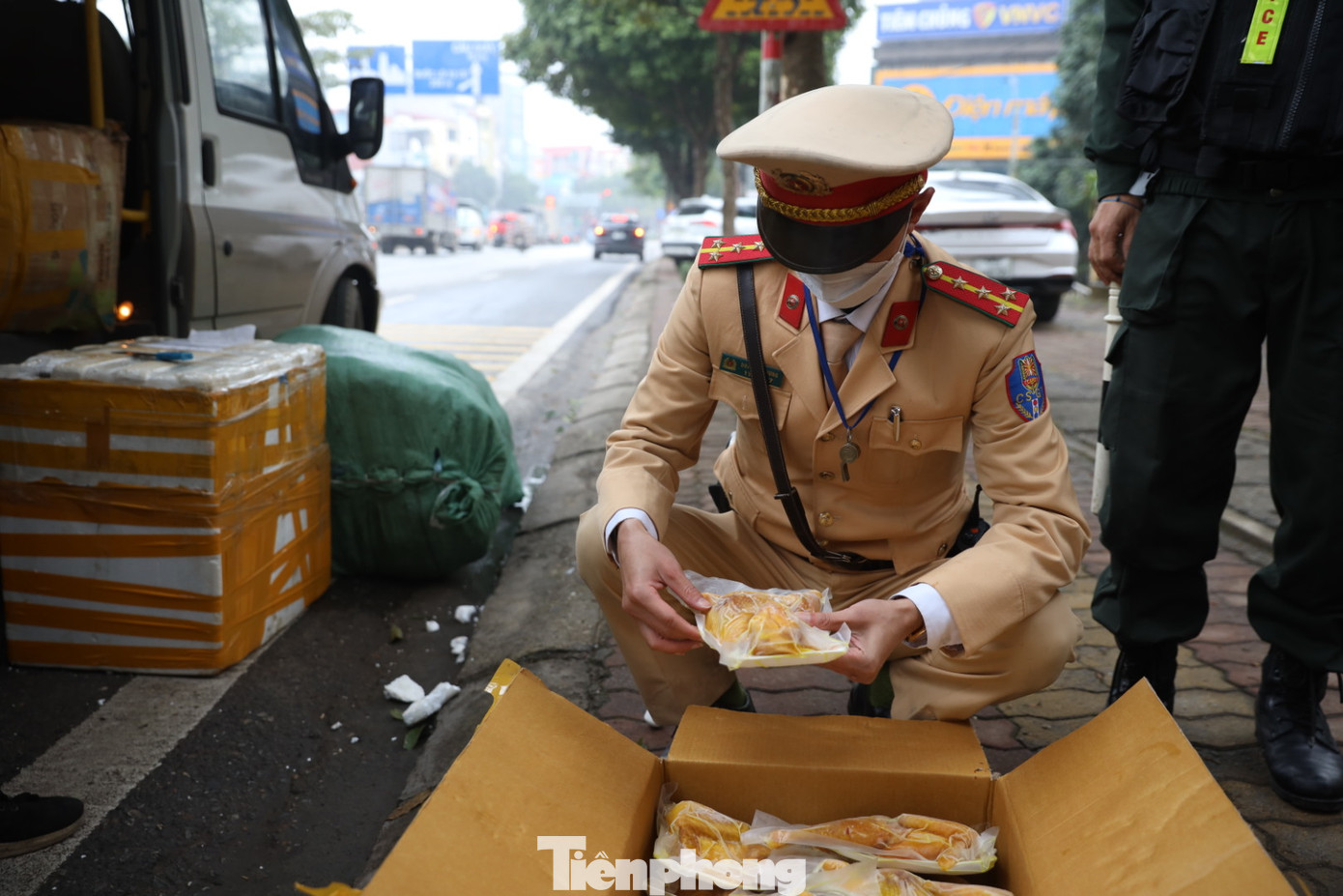 Thu giữ nhiều hàng hóa đông lạnh không có hóa đơn, chứng từ. Thu giữ nhiều hàng hóa đông lạnh không có hóa đơn, chứng từ.