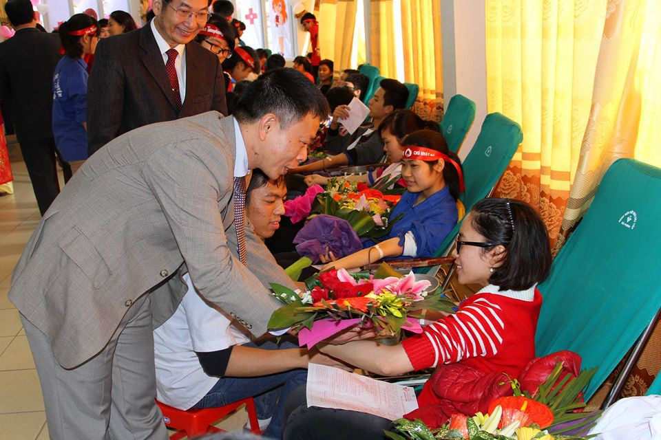 Chủ nhật Đỏ tiếp nhận 9.116 đơn vị máu ảnh 10