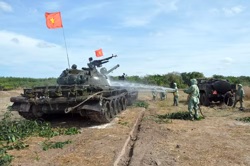 Tiêu độc cho xe tăng