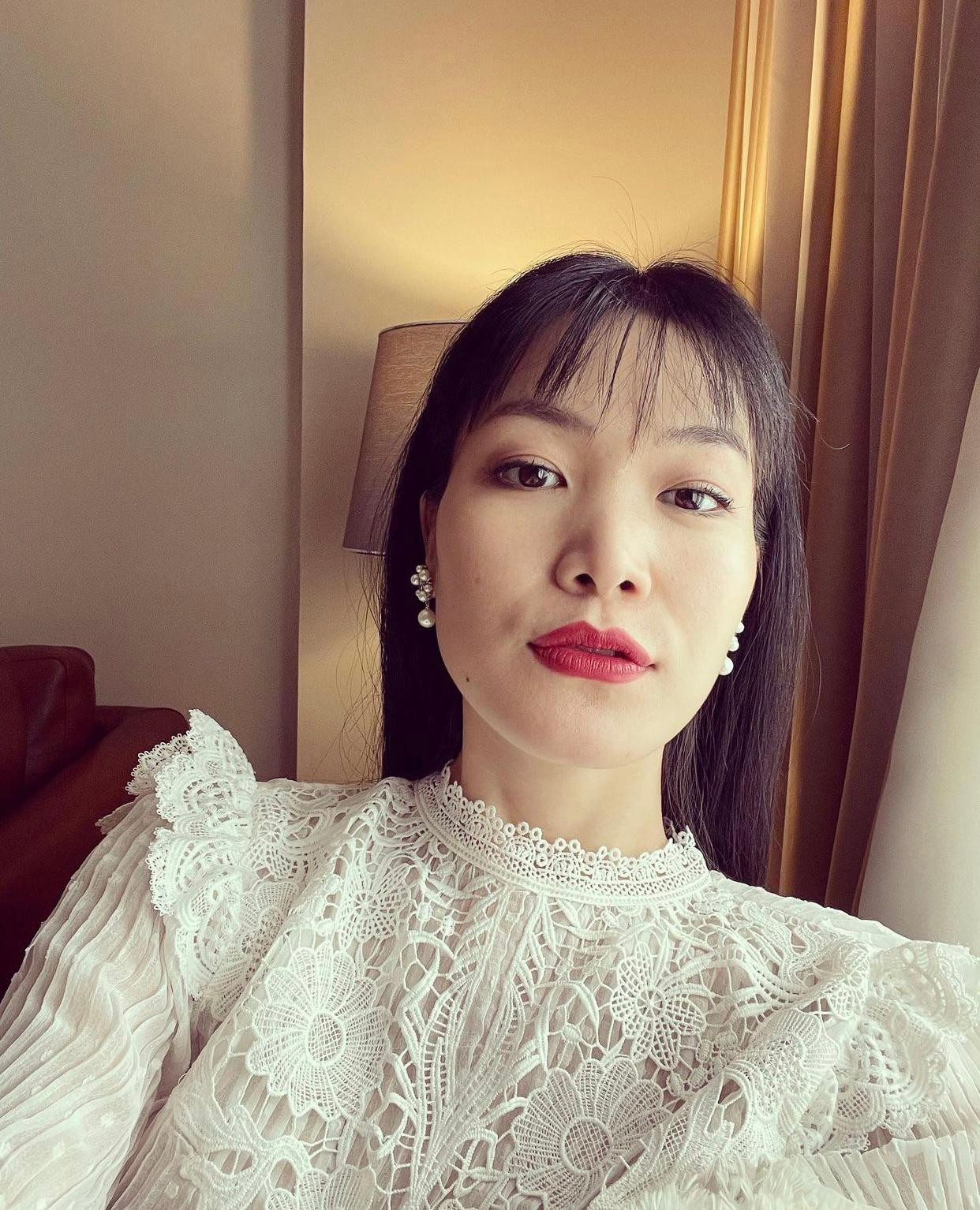 Vắng bóng khỏi showbiz khá lâu nhưng Hoa hậu Việt Nam 2008 vẫn sở hữu nhan sắc xinh đẹp mặn mà.