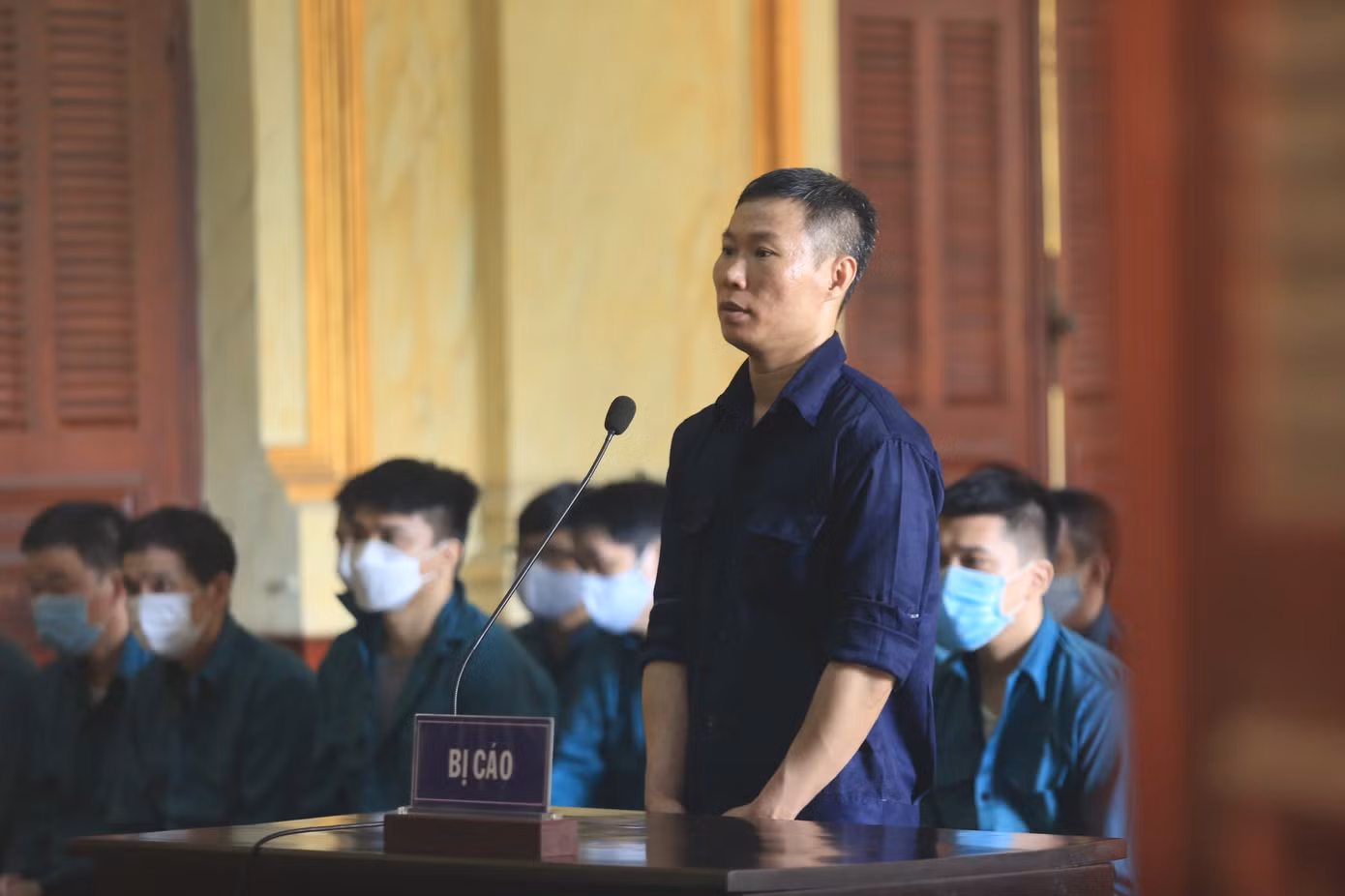Cựu đại úy công an - bị cáo Hoàng Duy Tiến tại phiên tòa. Cựu đại úy công an - bị cáo Hoàng Duy Tiến tại phiên tòa.