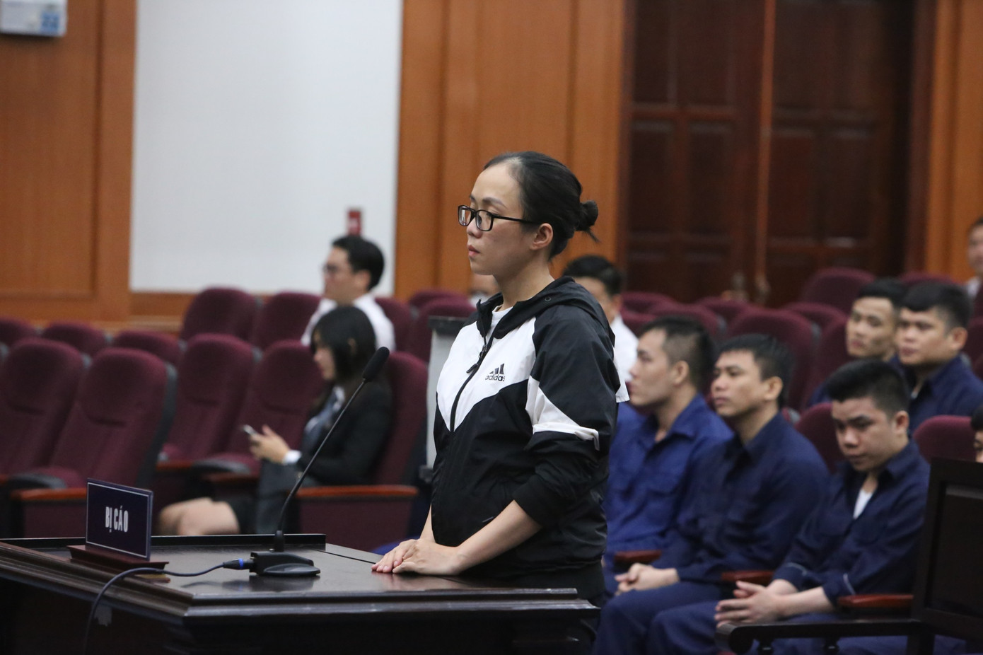 Bị cáo Võ Thị Thanh Mai tại tòa.