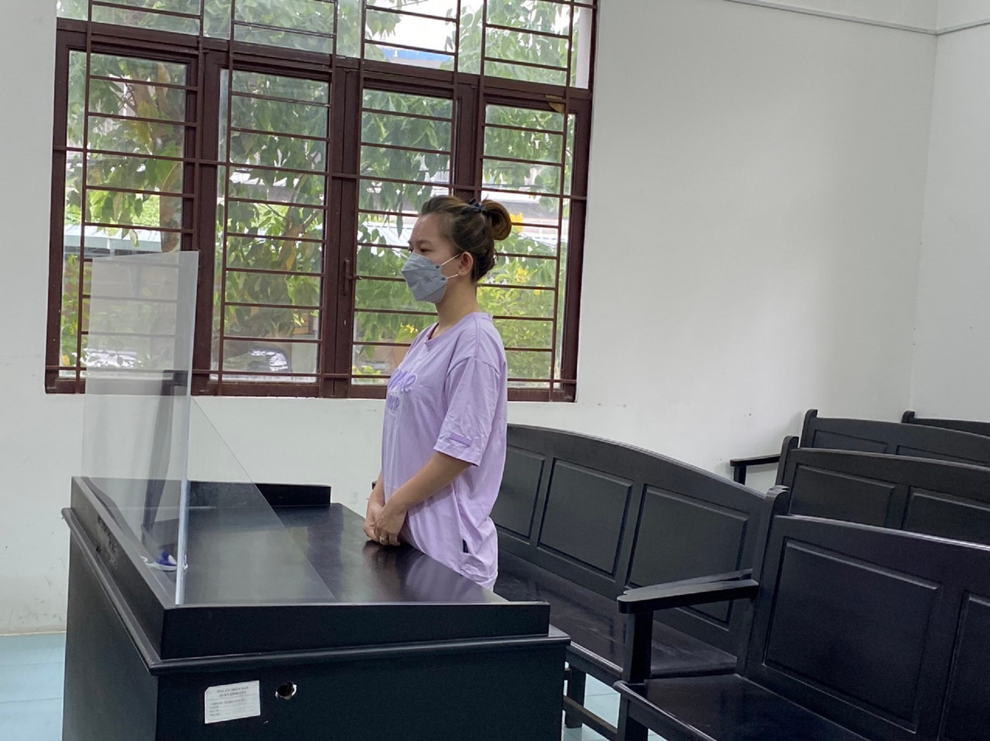 Bảo mẫu Đoàn Bảo Ngọc tại phiên tòa.