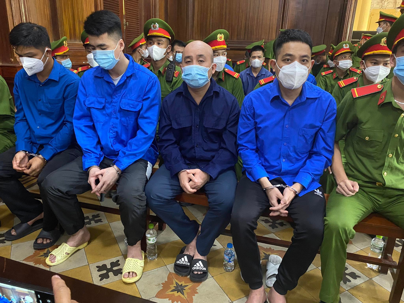 Các bị cáo tại phiên tòa