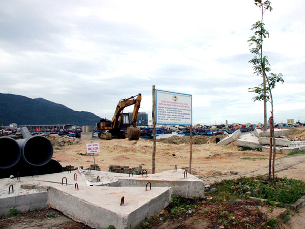  Nguyễn Huy Công tác xử lý mùi hôi ở các điểm nóng ô nhiễm được ngành chức năng tăng tốc sau lần truy trách nhiệm trực tiếp lãnh đạo Sở TN&MT. Ảnh: Nguyễn Huy