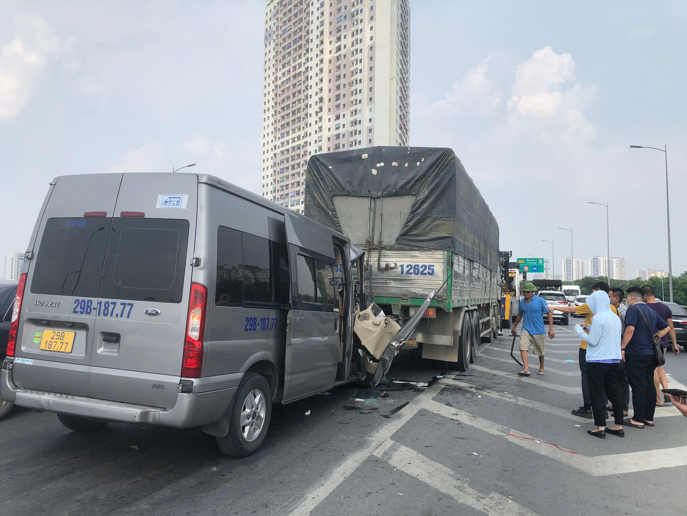 Hiện trường vụ tai nạn. Hiện trường vụ tai nạn.