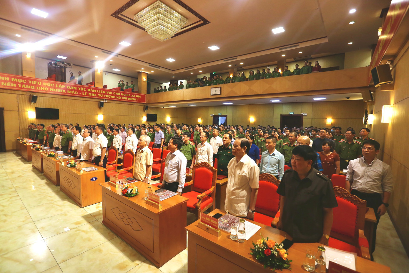 Đại diện khách mời dự buổi gặp mặt. Ảnh: Duy Phạm