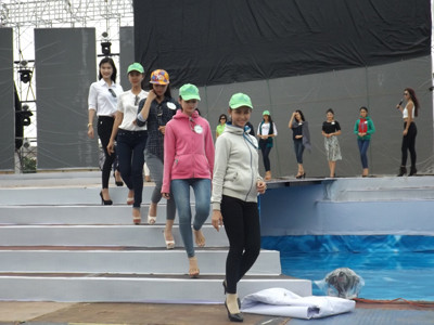 Thí sinh Hoa khôi Đồng bằng hăng say tập luyện ảnh 8