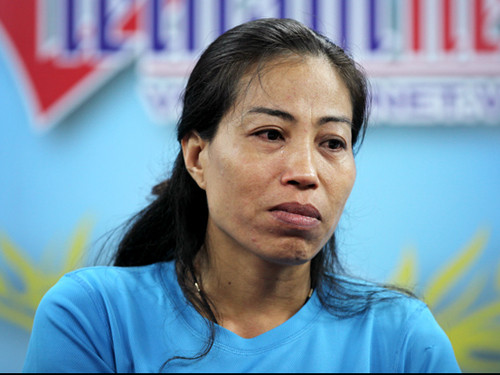 Chống nạng, ngóng con đấu SEA Games ảnh 1