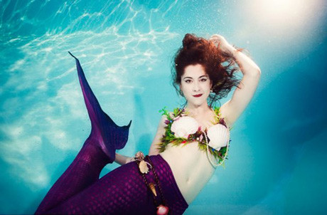 Hàng ngày cô dành khoảng 10 giờ để tập luyện các động tác như một 