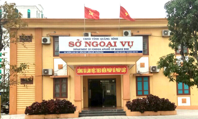 Sở Ngoại vụ Quảng Bình sẽ kết thúc hoạt động trong thời gian tới. Sở Ngoại vụ Quảng Bình sẽ kết thúc hoạt động trong thời gian tới.