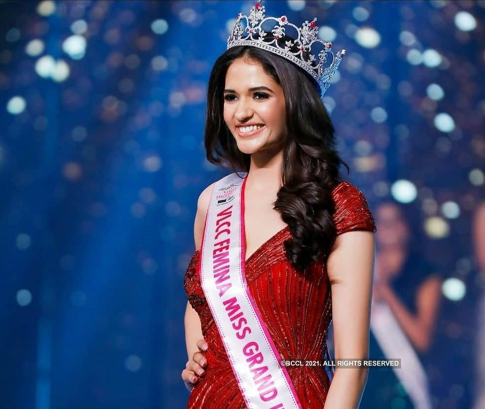 Hoa hậu Hoà bình Ấn Độ Manika Sheokand cũng là một cái tên không thể bỏ qua của khu vực châu Á. Cô năm nay 23 tuổi, sở hữu chiều cao 1m73 và nhan sắc cực kỳ ngọt ngào, quyến rũ.