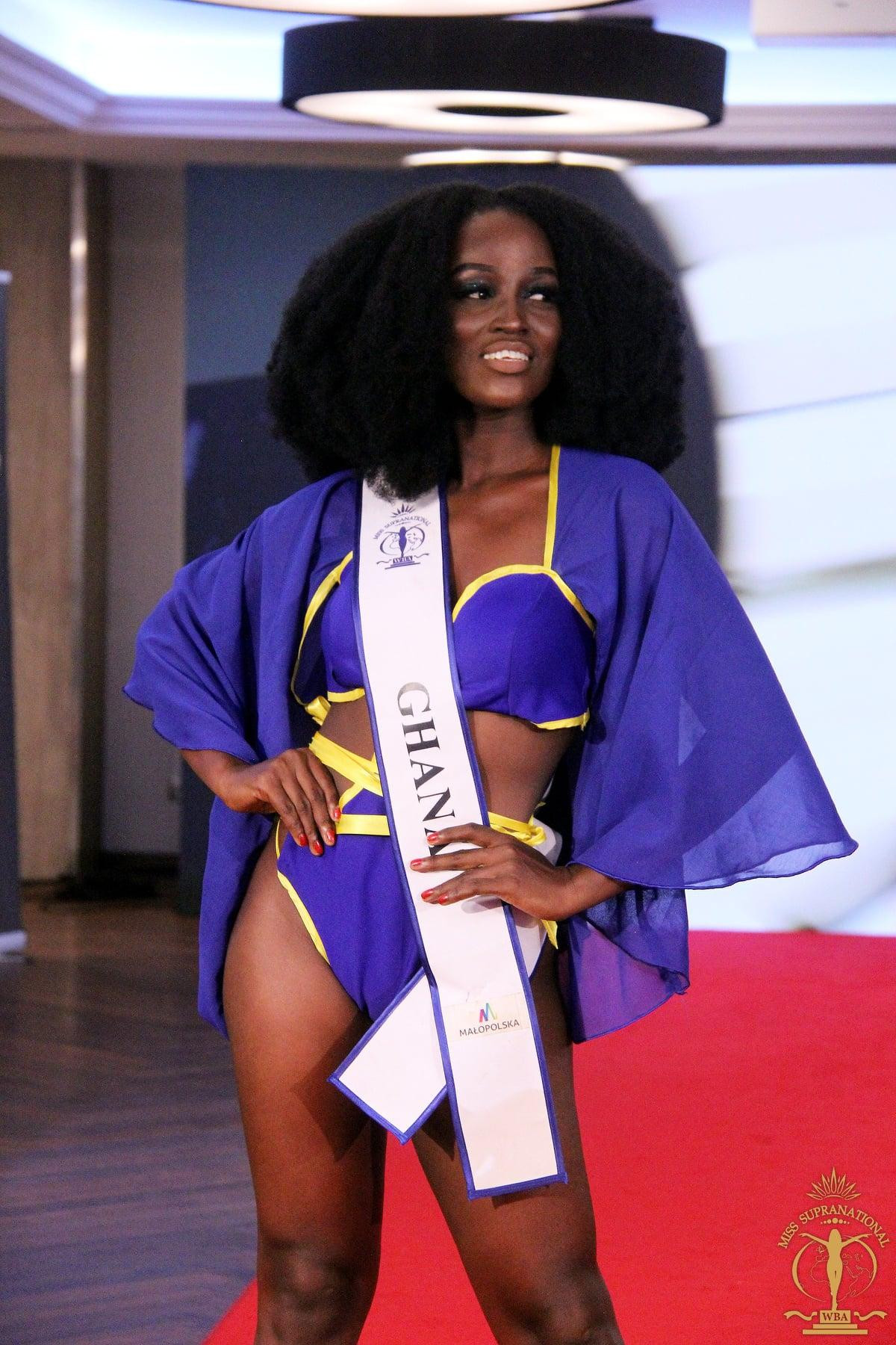 Người đẹp Ghana cũng mắc lỗi chọn áo tắm quá rườm rà, không tôn dáng.