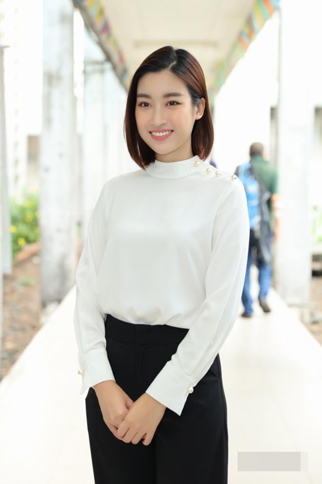 Năm 2019, khi đồng hành cùng các thí sinh của cuộc thi Miss World Vietnam 2019 trong dự án nhân ái “Cho đi là còn mãi”, Hoa hậu Đỗ Mỹ Linh đã đăng ký hiến tạng tại tại Bệnh viện Chợ Rẫy TP. HCM. Xứng danh là Hoa hậu nhân ái Thế giới 2017, Đỗ Mỹ Linh đã khiến nhiều người thán phục bởi hành động cao cả này.