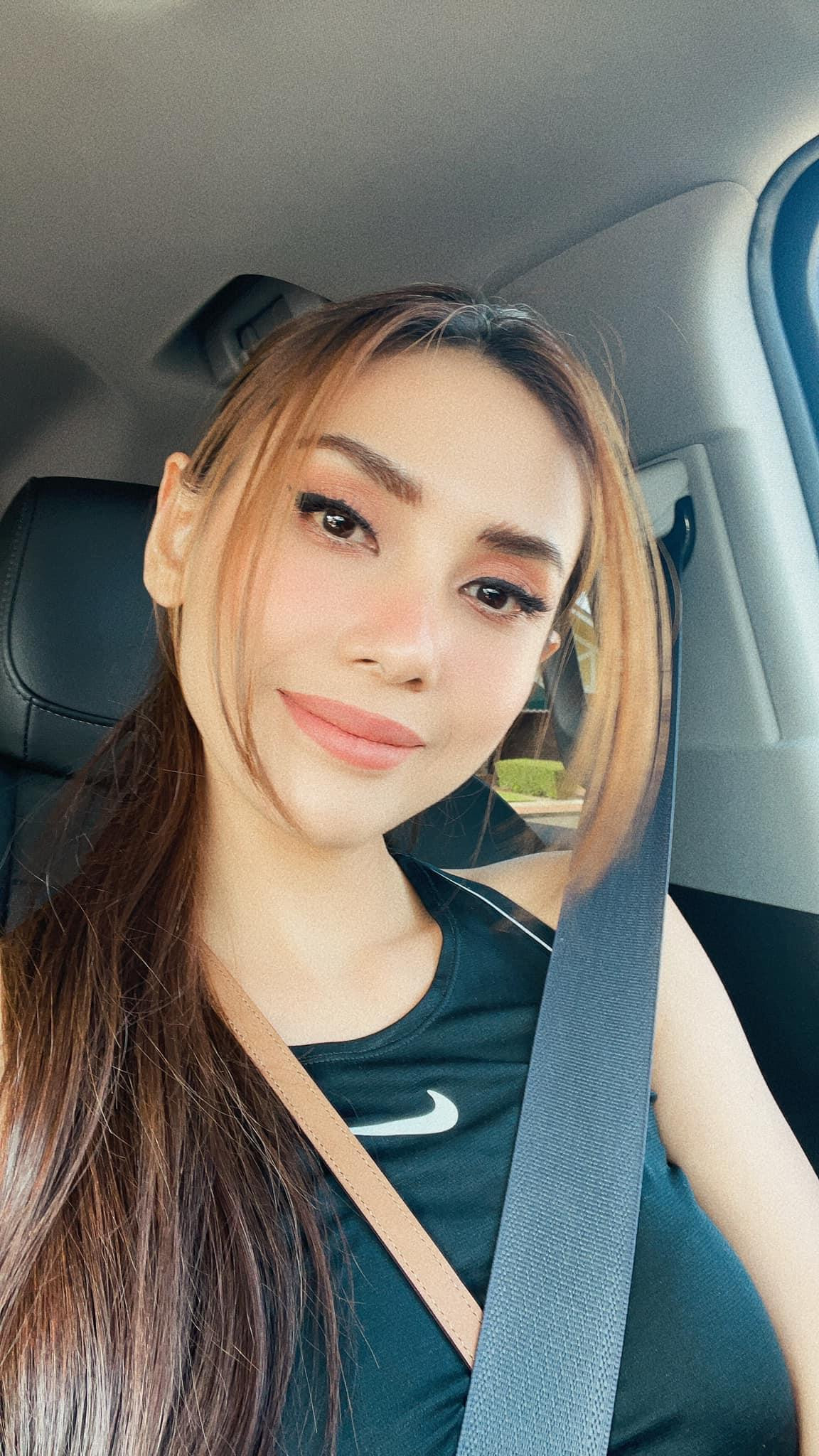 Á hậu Võ Hoàng Yến xinh đẹp, khoẻ khoắn khi đi chơi cùng người yêu bên Mỹ.