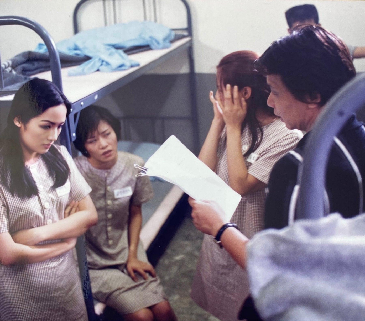 Giáng My cho biết thời điểm đó khi cô đi đóng phim ở Hồng Kông không có người làm tóc, make-up và thợ chụp ảnh đi theo. Nhưng cũng may bộ phim này có 90% các cảnh quay là ở trại giam nên cô để mặt mộc hoàn toàn. Trong phim Giáng My vào vai chính diện - một cô gái Việt Nam đang đi du lịch với chồng thì bị kẻ xấu giấu ma tuý vào hành lí xách tay nên đã bị bắt tại Hồng kông và phải vào trại giam. Cuộc sống của cô xoay quanh những chuỗi ngày đầy ám ảnh với những thân phận khác nhau.