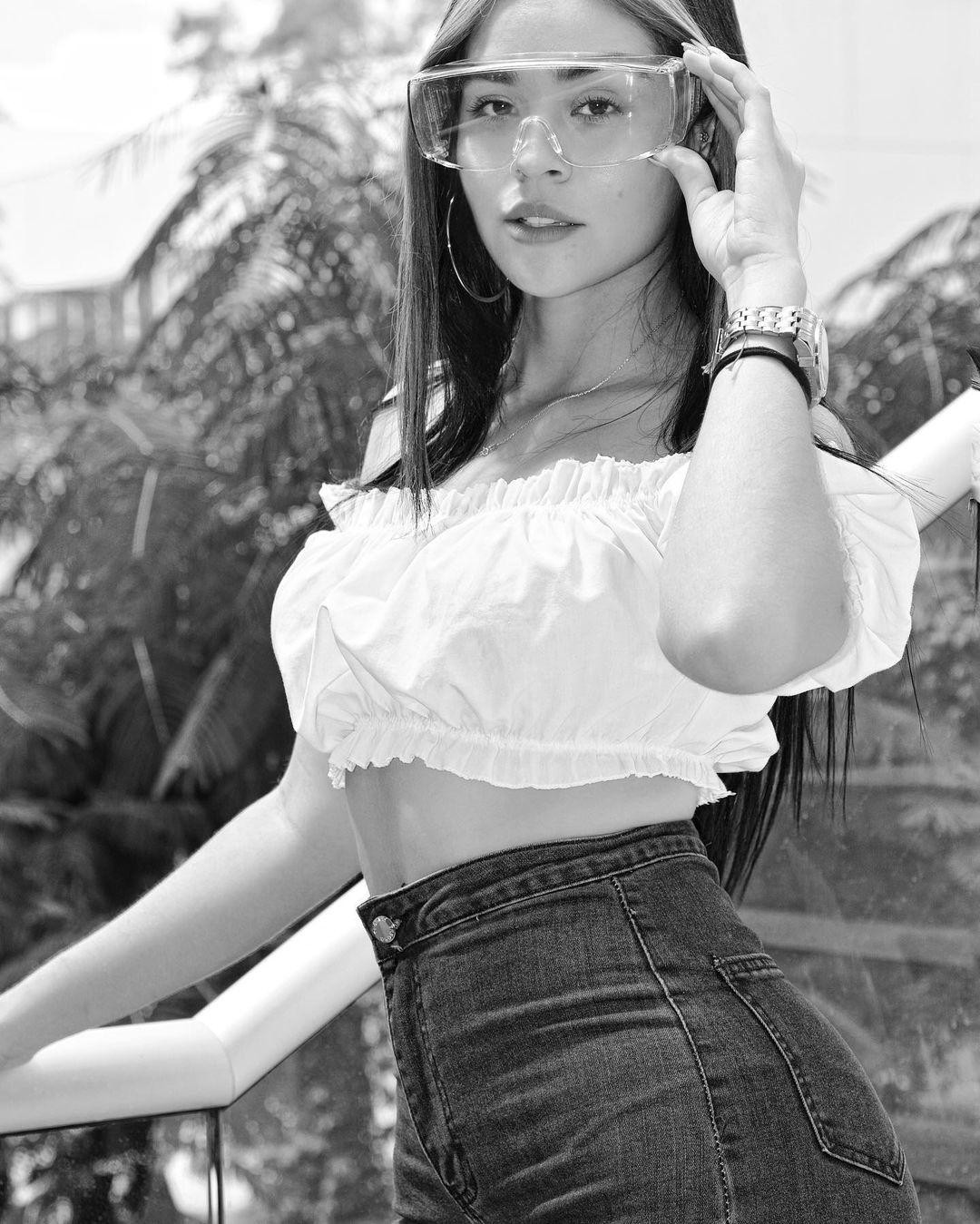 Nhan sắc của Allison Wassmer đang nhận được nhiều lời khen ngợi từ công chúng.