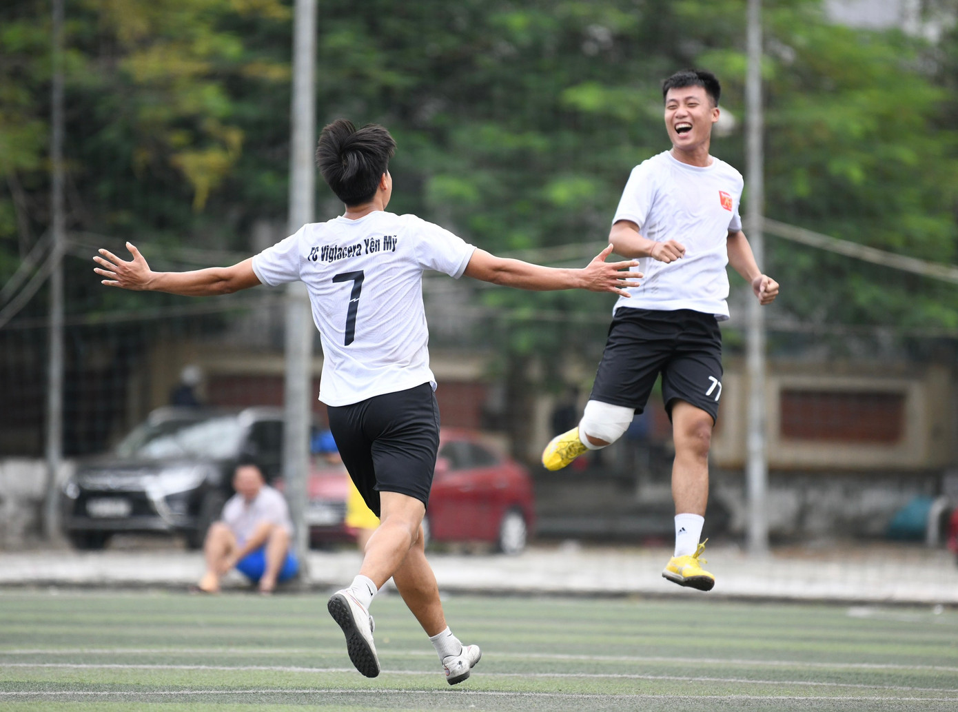 Giải đấu năm nay có sự tham gia của 6 đội bao gồm: FC Bộ Lao động - Thương Binh và Xã hội; FC T.Ư Đoàn; FC Bệnh viện Huyết học – Truyền máu Trung ương; FC Viglacera Yên Mỹ; FC BIM Group; FC Tiền Phong. Giải đấu năm nay có sự tham gia của 6 đội bao gồm: FC Bộ Lao động - Thương Binh và Xã hội; FC T.Ư Đoàn; FC Bệnh viện Huyết học – Truyền máu Trung ương; FC Viglacera Yên Mỹ; FC BIM Group; FC Tiền Phong.