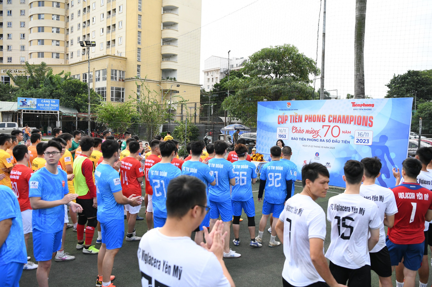 Được biết, giải đấu năm nay sẽ có sự tham gia của 6 đội bao gồm: FC Bộ Lao động - Thương Binh và Xã hội; FC T.Ư Đoàn; FC Bệnh viện Huyết học – Truyền máu Trung ương; FC Viglacera Yên Mỹ; FC BIM Group; FC Tiền Phong.
