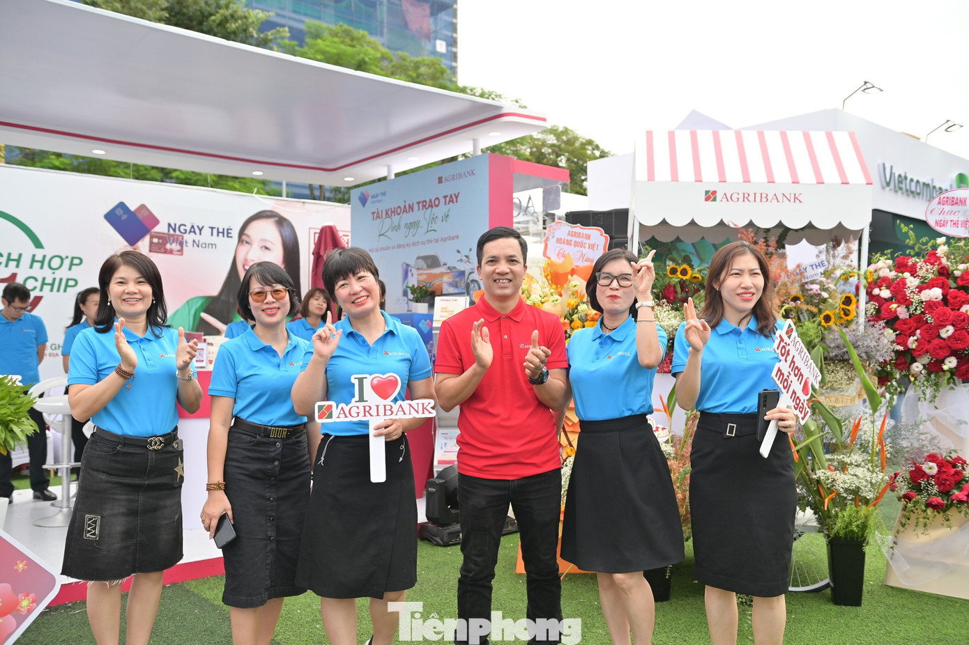 Tại sự kiện Ngày Thẻ Việt Nam 2023 - Sóng Festival lần này, Agribank là một trong những gian hàng "bội thu" về lượt mở thẻ và lượt trải nghiệm.