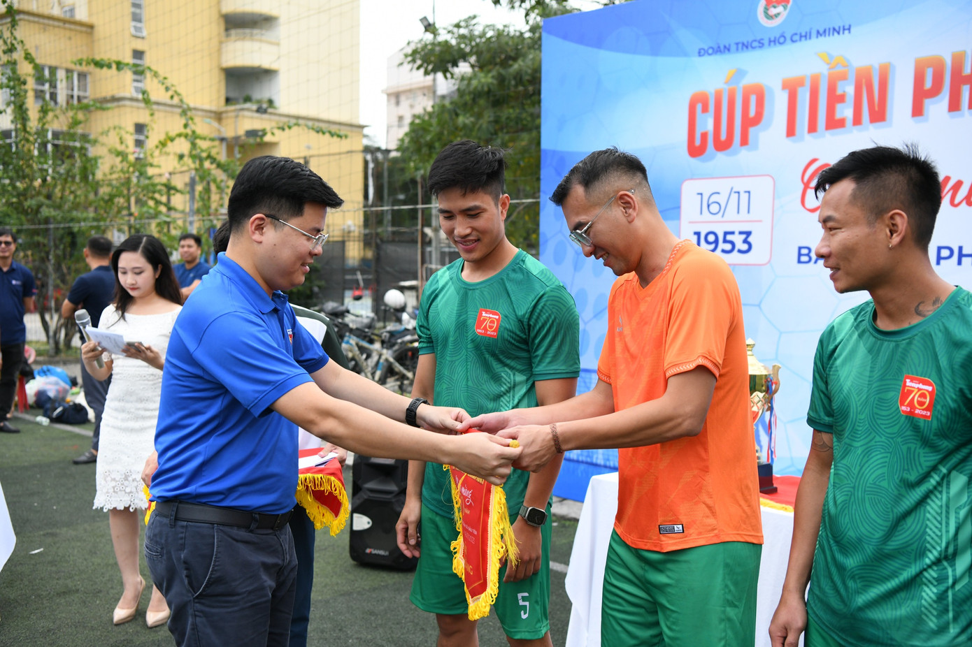 Kết thúc giải đấu năm nay, Nhà vô địch thuộc về FC Viglacera Yên Mỹ, giải nhì là FC Bộ Lao động thương binh và xã hội, Giải Ba là FC Trung ương Đoàn; giải phong cách là FC Viện Huyết học truyền máu trung ương; giải Siêu Đẳng là FC BIM Group. Kết thúc giải đấu năm nay, Nhà vô địch thuộc về FC Viglacera Yên Mỹ, giải nhì là FC Bộ Lao động thương binh và xã hội, Giải Ba là FC Trung ương Đoàn; giải phong cách là FC Viện Huyết học truyền máu trung ương; giải Siêu Đẳng là FC BIM Group.