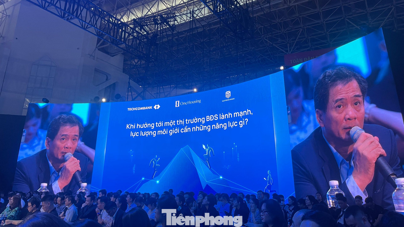 Các chuyên gia kỳ vọng mạng lưới môi giới BĐS công nghệ OneHousing sẽ định vị lại nghề môi giới.