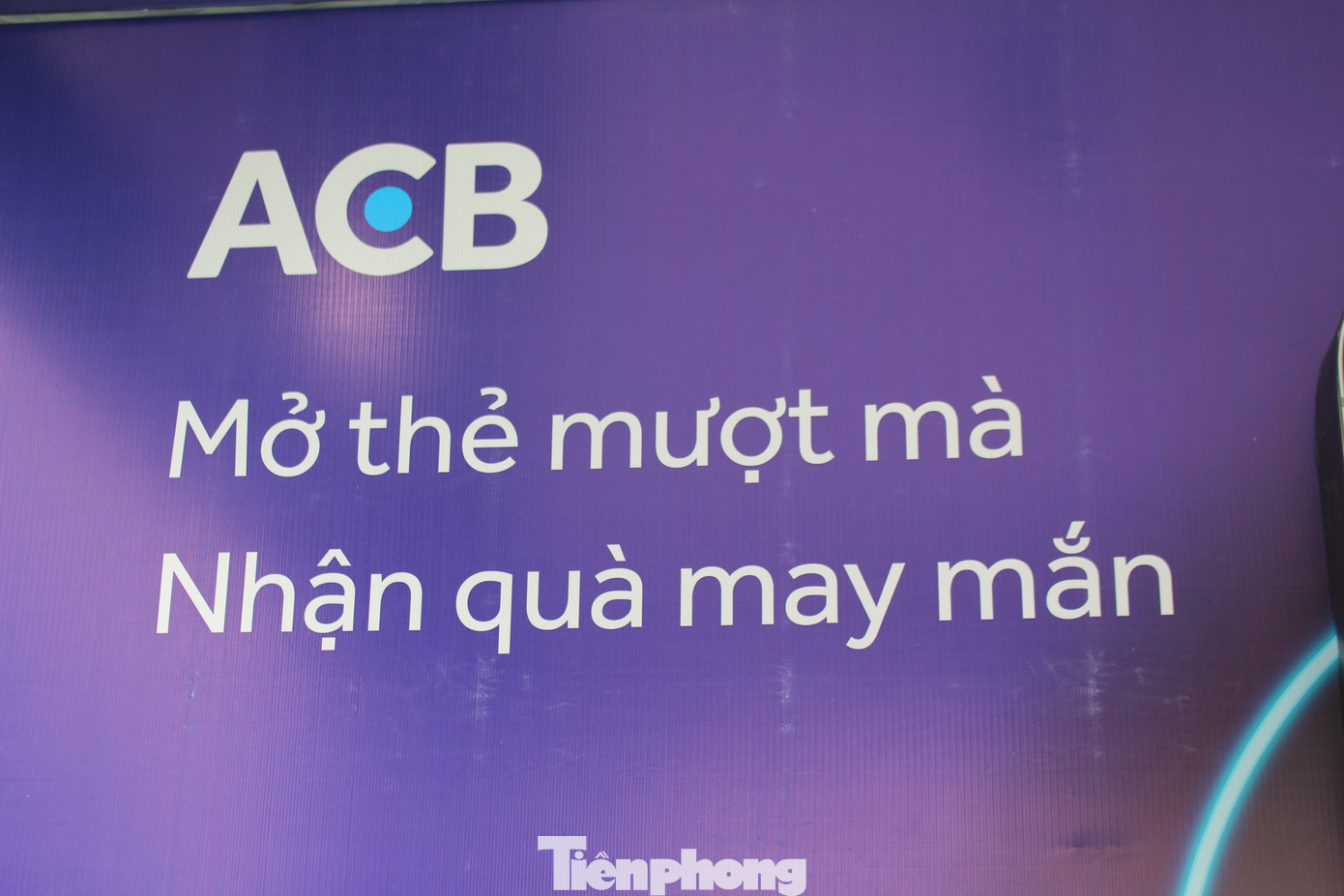 ACB đã xác định chiến lược phát triển mạnh mẽ cho ngân hàng số và đặt mục tiêu trở thành một trong những ngân hàng số hàng đầu tại Việt Nam. ACB đã xác định chiến lược phát triển mạnh mẽ cho ngân hàng số và đặt mục tiêu trở thành một trong những ngân hàng số hàng đầu tại Việt Nam.