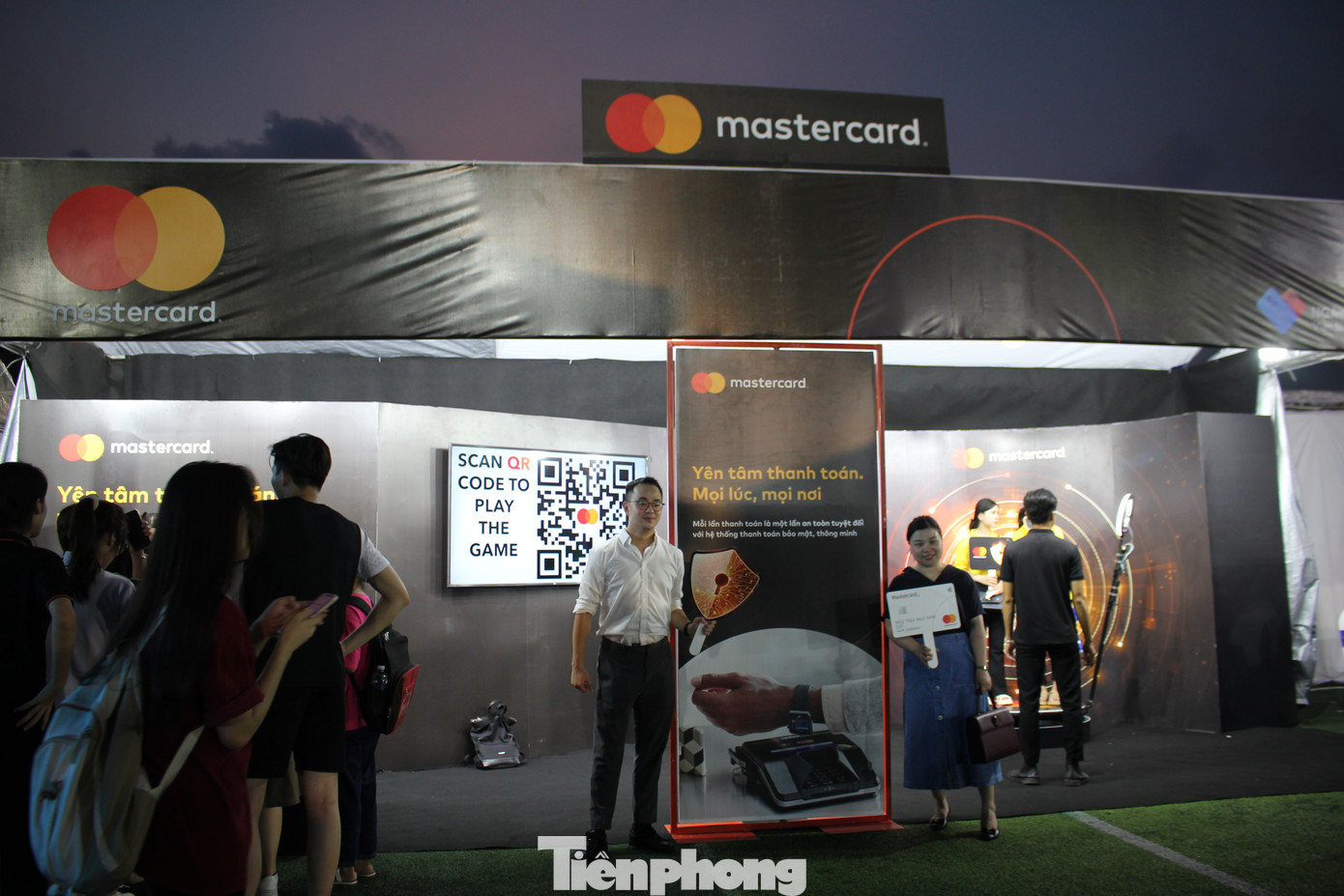 Hiện tại, trên thị trường Việt Nam có 3 loại thẻ Mastercard, đáp ứng nhu cầu sử dụng, thanh toán quốc tế cho nhiều đối tượng khác nhau: Mastercard debit (Thẻ ghi nợ); Mastercard credit (Thẻ tín dụng); Mastercard prepaid (Thẻ trả trước).