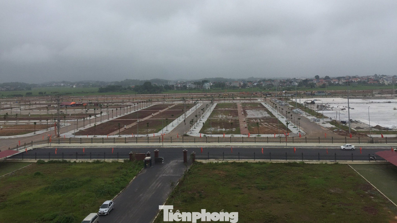 Huyện Lạng Giang đề xuất cưỡng chế, thu hồi đất đối với một số dự án thực hiện kéo dài, đồng thời khoanh vùng phần giáp ranh khu vực khó GPMB.