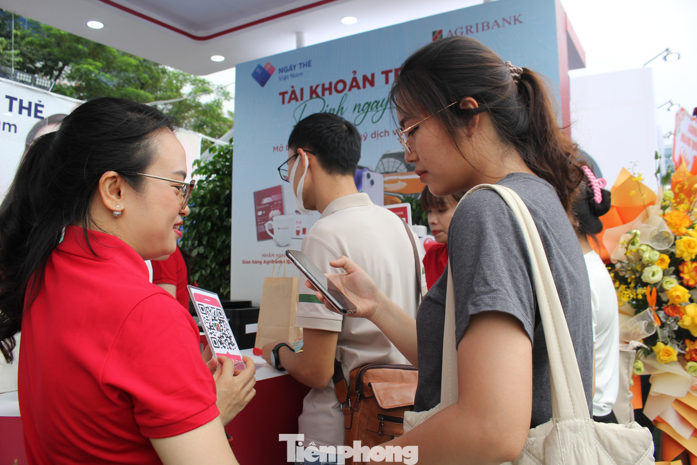 Tham gia sự kiện Ngày thẻ Việt Nam 2023 - Sóng Festival, Agribank mang tới thông điệp: “Xu hướng Thanh toán Số - điện tử Công nghệ thanh toán hiện đại”.