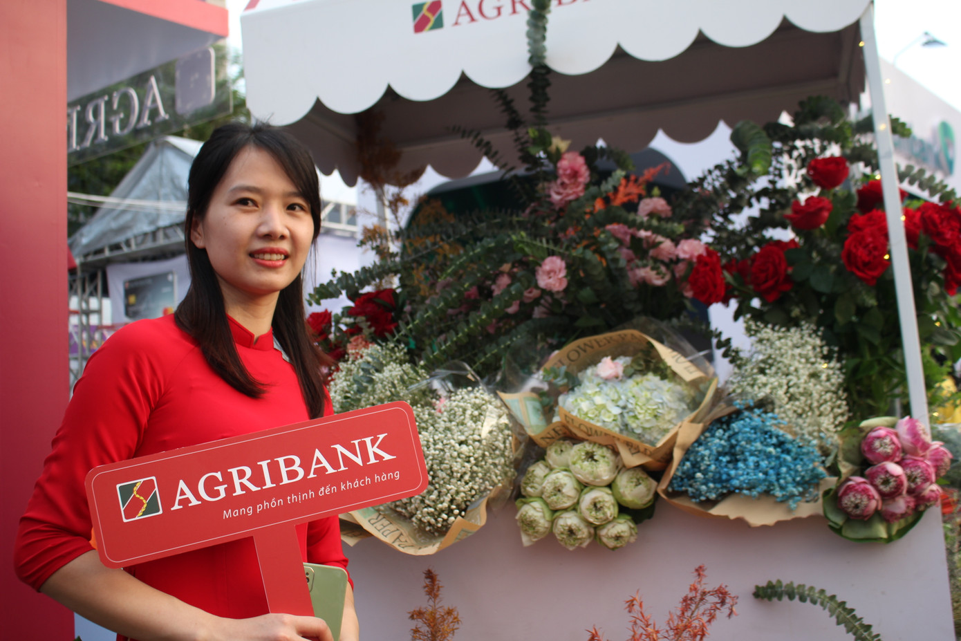 Những hình ảnh ấn tượng khác tại sự kiện khai mạc Ngày thẻ Việt Nam 2023 - Sóng Festival. Những hình ảnh ấn tượng khác tại sự kiện khai mạc Ngày thẻ Việt Nam 2023 - Sóng Festival.