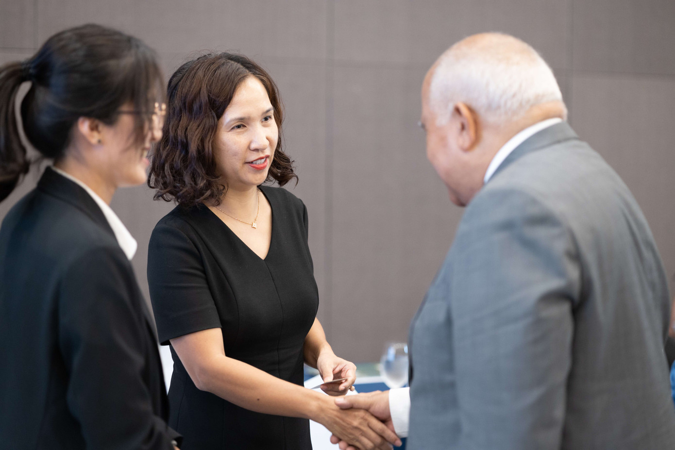 Ông Orlando Nicolás Hernández Guillén - Đại sứ Cuba tại Việt Nam Cruz khẳng định, Cuba luôn dành sự ưu tiên cao nhất, tạo mọi điều kiện thuận lợi để doanh nghiệp Việt Nam hiện diện nhiều hơn tại Cuba.