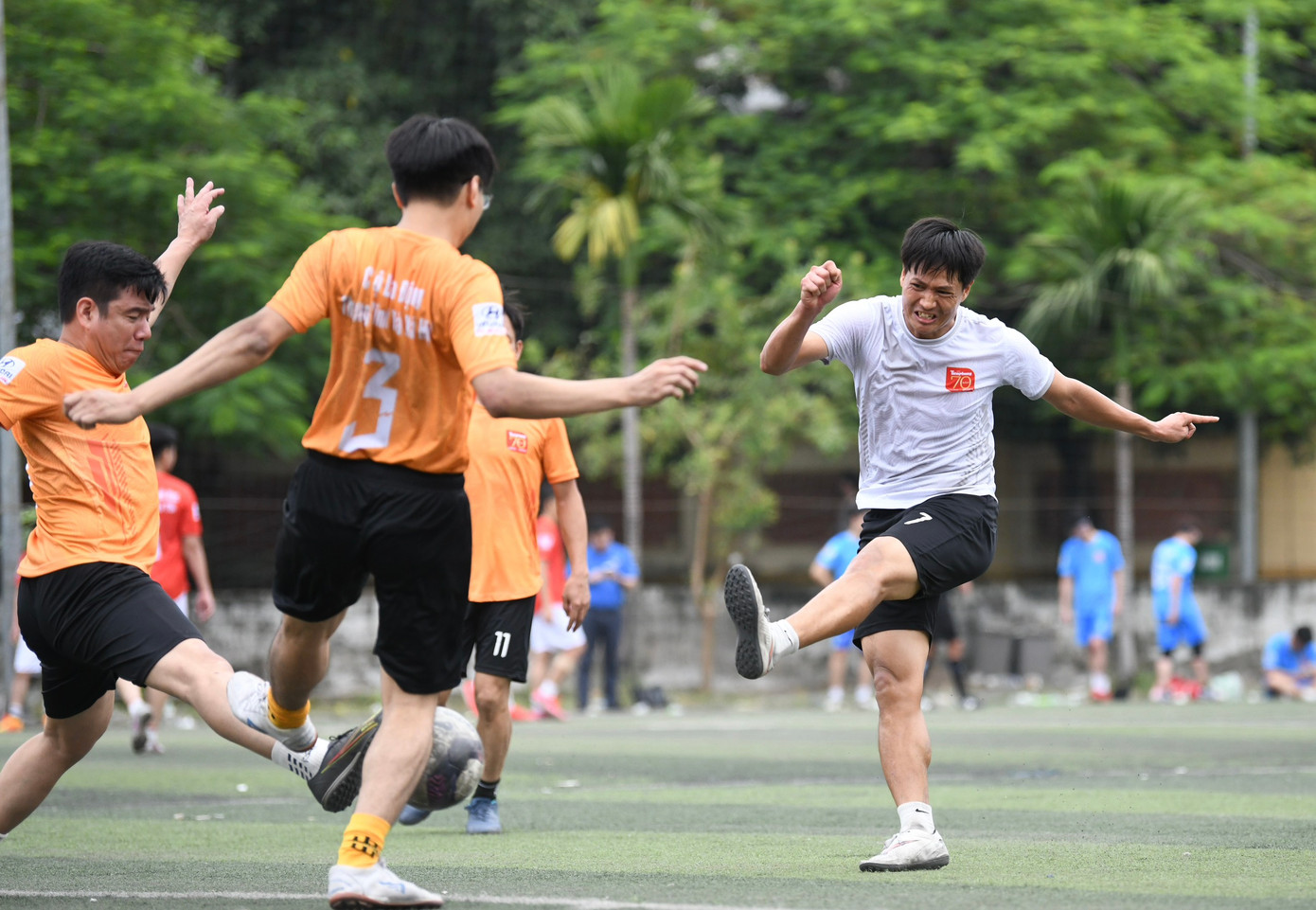 Giải đấu năm nay có sự tham gia của 6 đội bao gồm: FC Bộ Lao động - Thương Binh và Xã hội; FC T.Ư Đoàn; FC Bệnh viện Huyết học – Truyền máu Trung ương; FC Viglacera Yên Mỹ; FC BIM Group; FC Tiền Phong. Giải đấu năm nay có sự tham gia của 6 đội bao gồm: FC Bộ Lao động - Thương Binh và Xã hội; FC T.Ư Đoàn; FC Bệnh viện Huyết học – Truyền máu Trung ương; FC Viglacera Yên Mỹ; FC BIM Group; FC Tiền Phong.