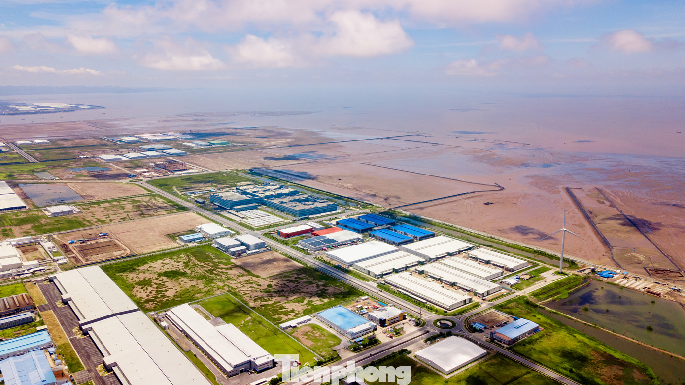 Giá thuê trung bình cho thị trường cấp 1 ở miền Bắc và miền Nam đều tăng nhẹ trong Quý III/2023/ (Ảnh: Lộc Liên) Giá thuê trung bình cho thị trường cấp 1 ở miền Bắc và miền Nam đều tăng nhẹ trong Quý III/2023/ (Ảnh: Lộc Liên)