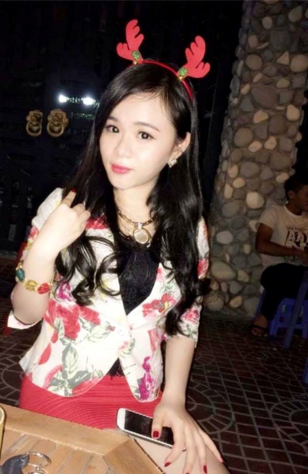 Khi hình ảnh của Khánh được đăng tải trên diễn đàn dành cho giới trẻ, nhiều người hồ nghi cô bạn đã từng qua dao kéo để cho nhan sắc như hiện tại. Khánh khẳng định, vì giảm 20kg nên thể trạng thay đổi, vóc dáng và đường nét khuôn mặt cũng khác, hoàn toàn chưa từng nhờ dao kéo để tân trang nhan sắc