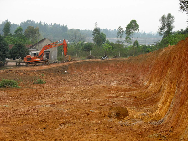 Ảnh tàn phá di tích Đền Hùng ảnh 5