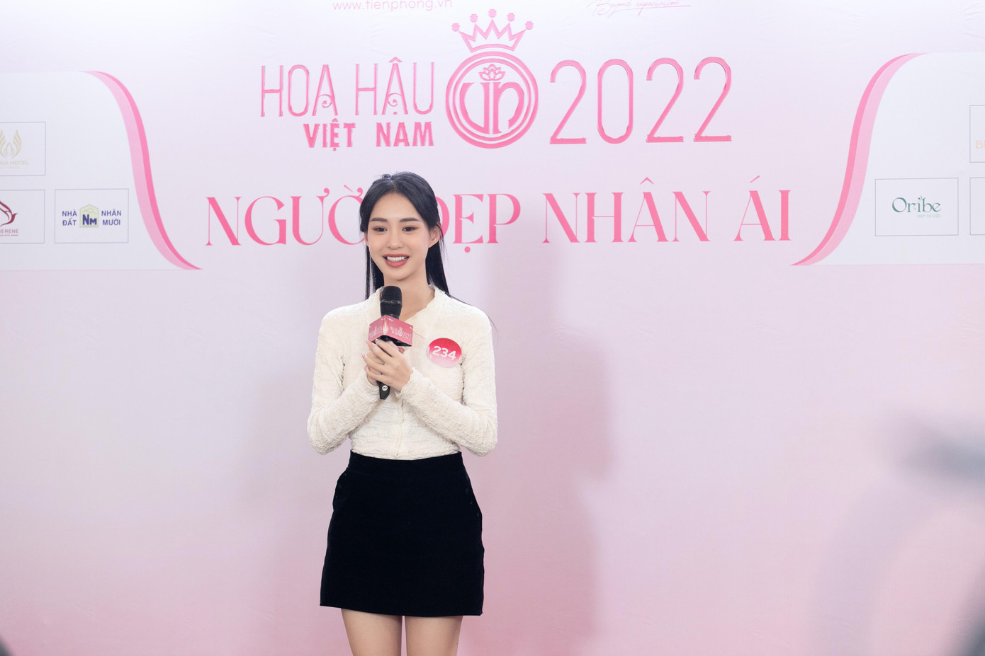 Hoa hậu Việt Nam 2022 đã đi được hơn nửa chặng đường và tìm ra top 35 thí sinh hội tụ xinh đẹp và bản lĩnh nhất.