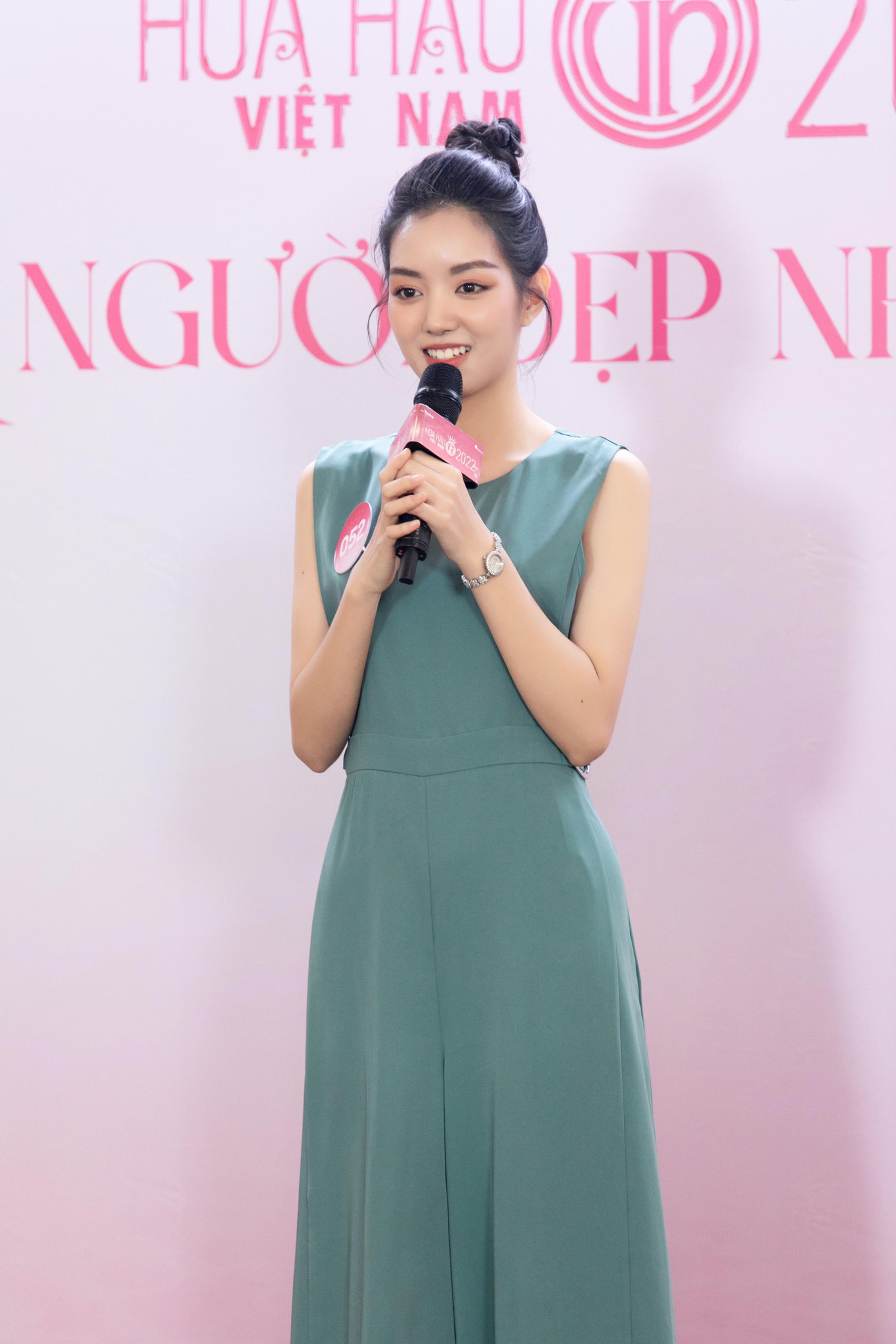 Từ đó, họ đưa ra những ý tưởng đang ấp ủ và nhận về nhiều lời khuyên, góp ý từ giám khảo.